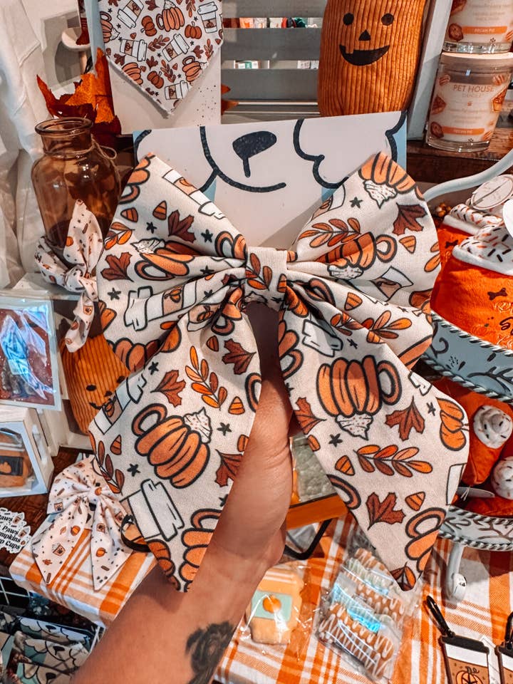 Spice Pet Sailor Bow for wholesale by Modern Companion