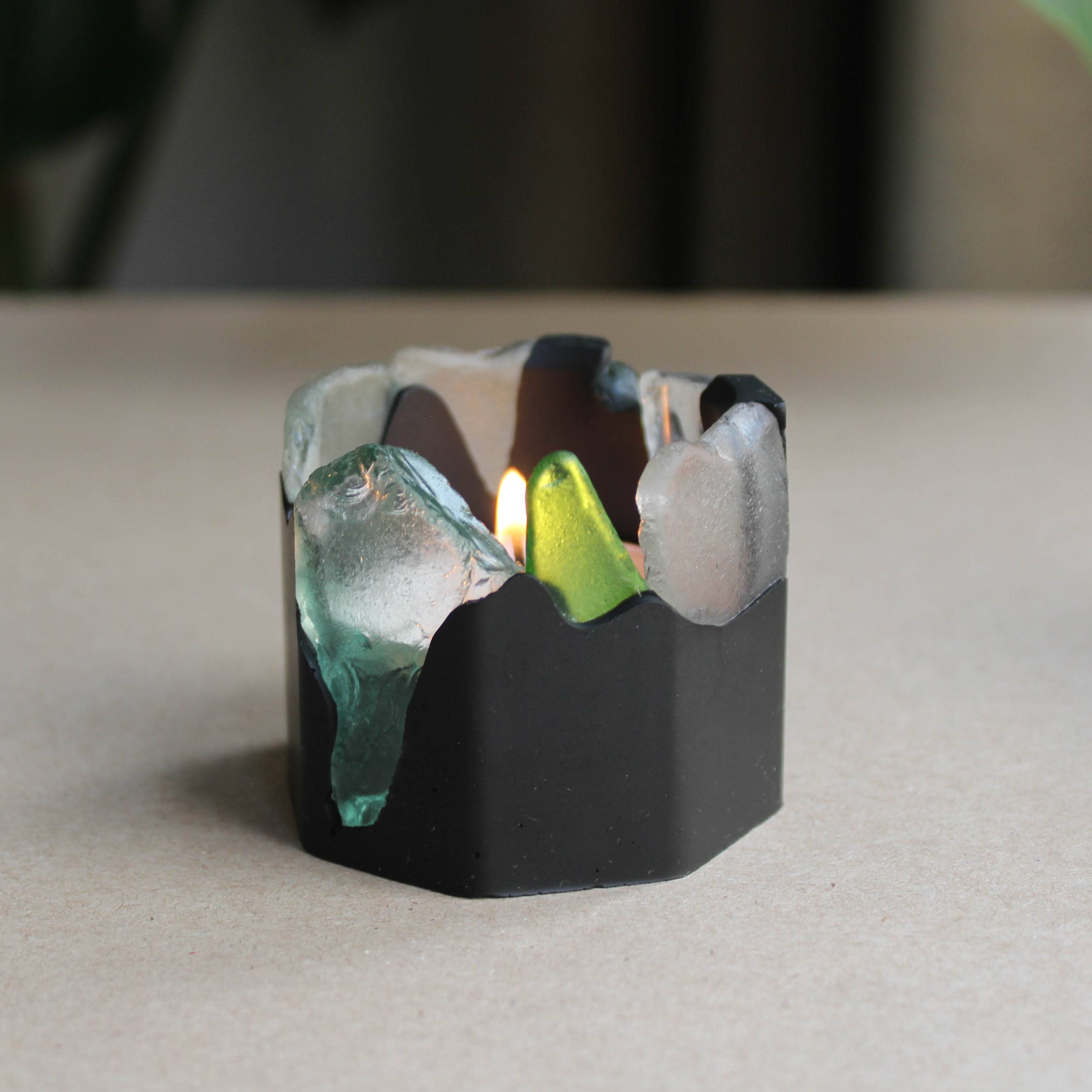 Vinny's Thingies – Engroshandel Lyseholder – Skotsk Fyrfadsstage med Havglas | Fyrfadslysholder0