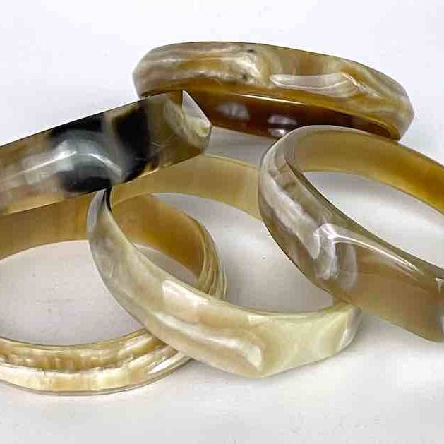 The Niger Bend - Wholesale Bangle Bracelet - Irregular shape African cow horn bangle, assorted shades4