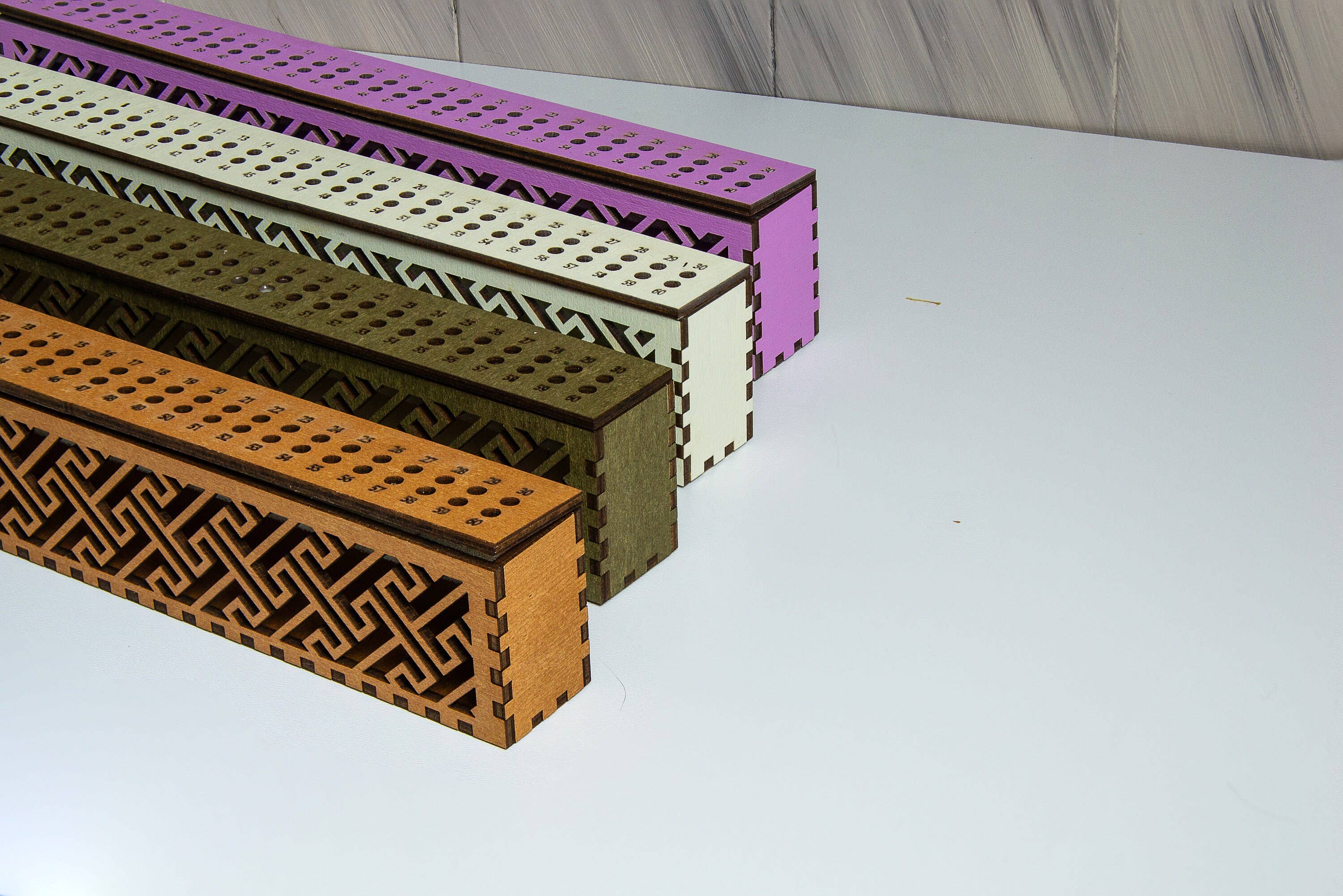 Embroidery craft - Wholesale Embroidery/Cross Stitch Supplies - Wooden Embroidery Needle Organizer Box – 60 Holes5