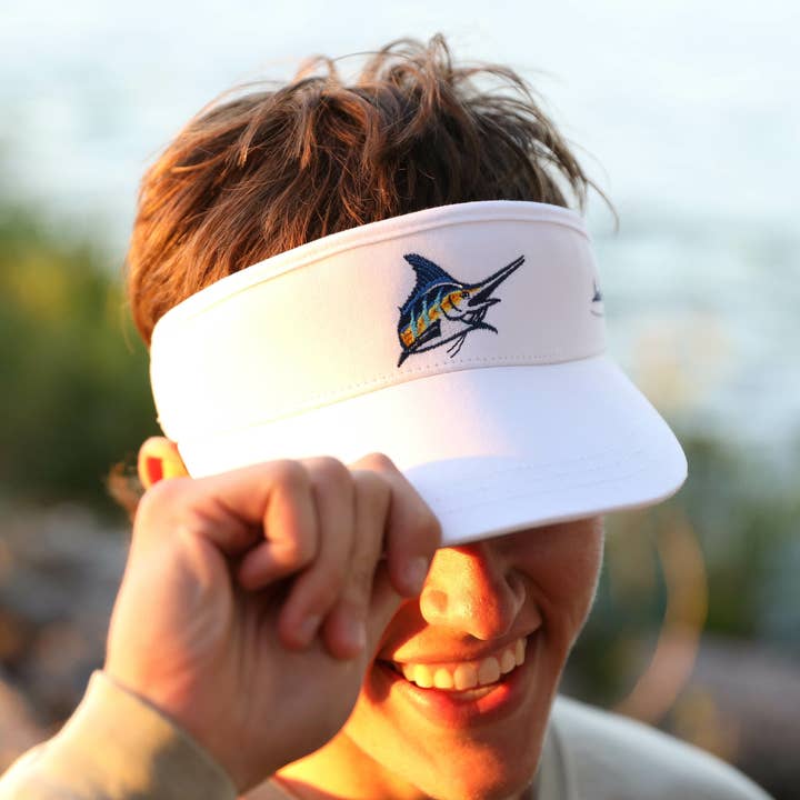 Visor Marlin Tour para venta al por mayor de Knotted Pine Trading Co.