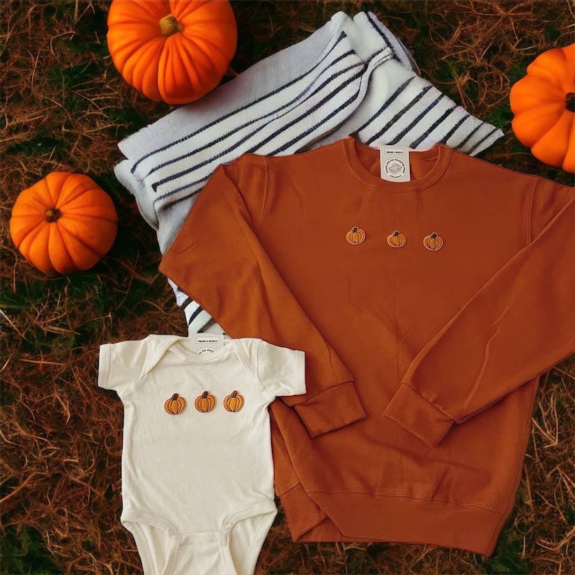 Threads And Needles, INC. - Vendita all'ingrosso Set Io e Mamma - Coordinato mamma e bambino autunnale con zucche3