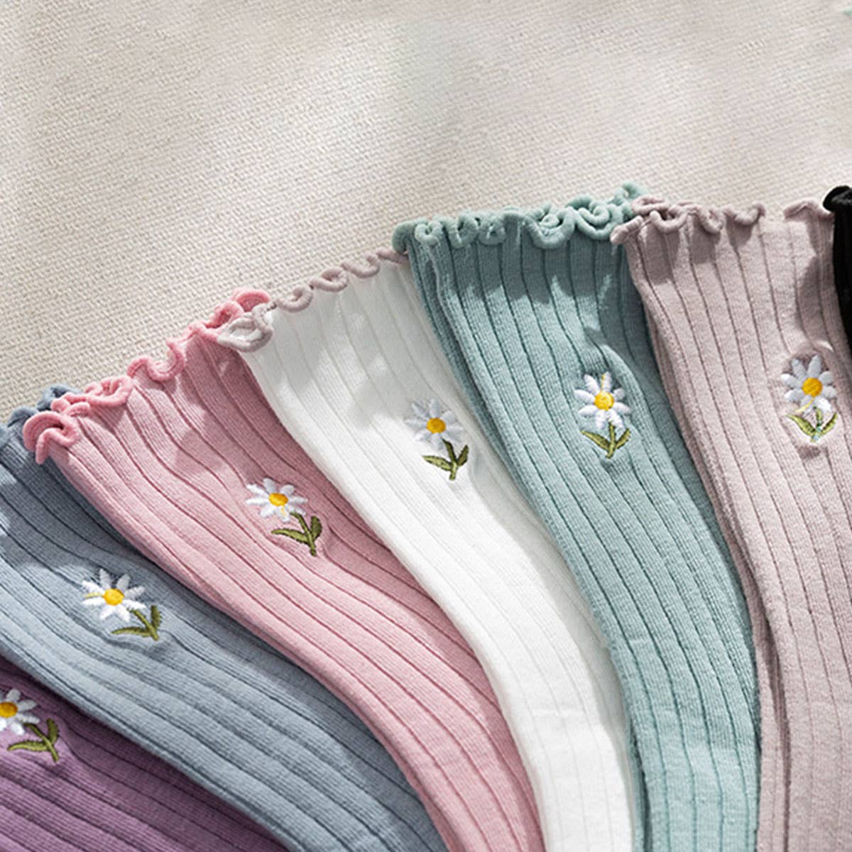 ACCITY - Wholesale Socks - Women's - Flower Embroidery Crew Ruffle Socks Women_CWMS02932