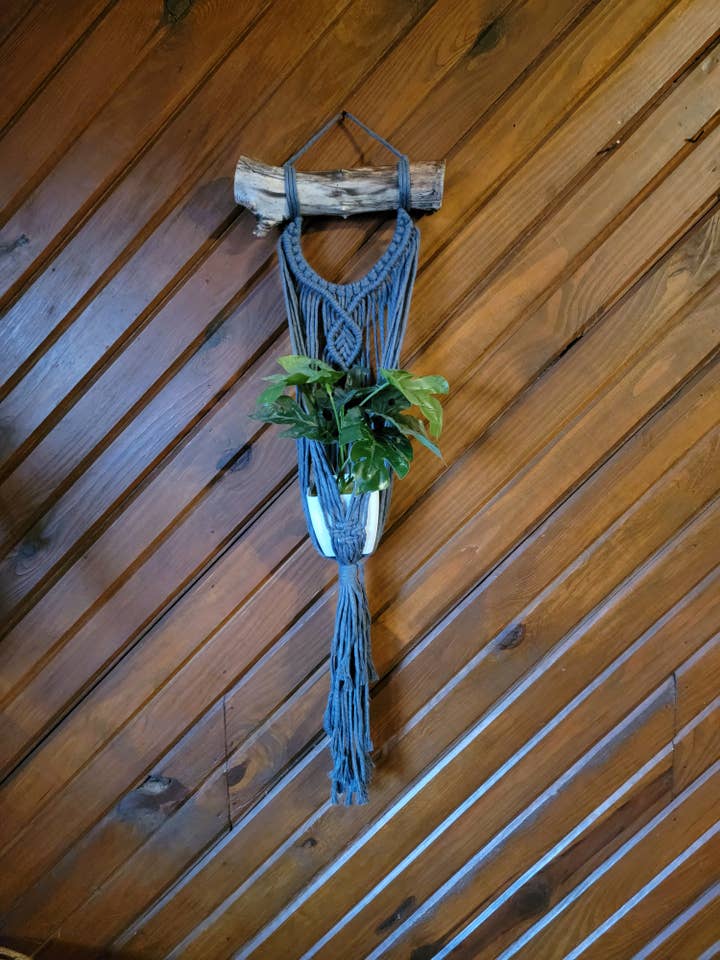 Support pour plante en macramé ou pot Mason ***Plante non incluse*** pour la vente par Knotty Boho Designs