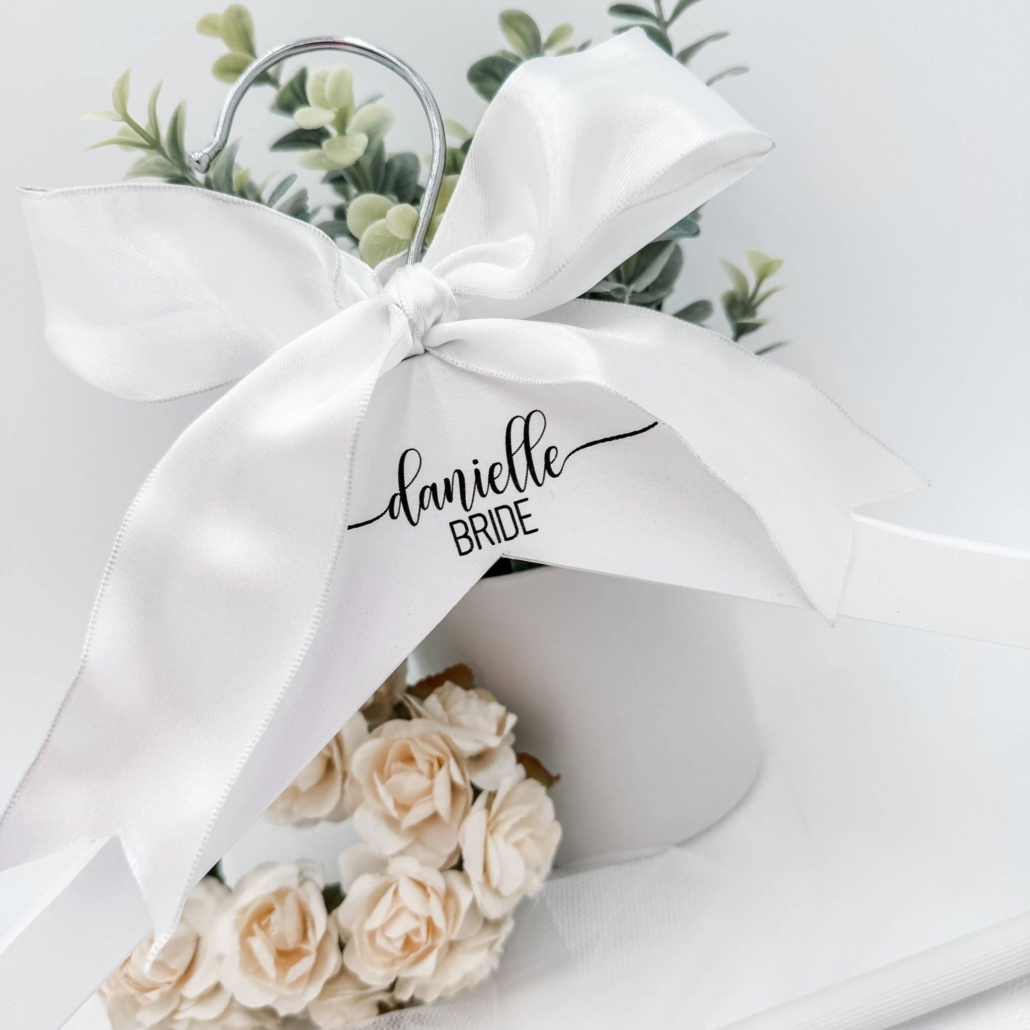 Embellish My Heart - Wholesale Clothes Hangers - Custom Engraved Senior Graduation Prom Dress Hangers10