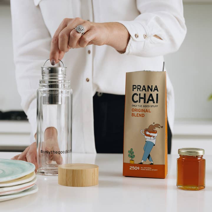 Prana Chai - Wholesale Tea Strainer/Infuser - Prana Chai Double-Wall Insulated Glass Cold Brew Infuser5
