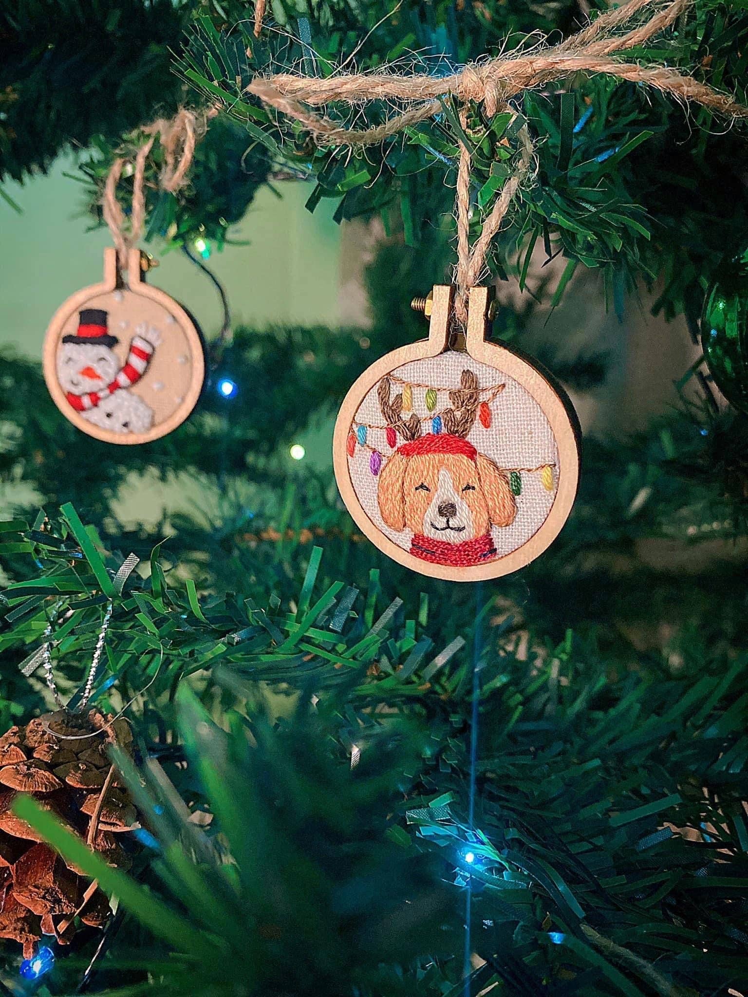 Quince Fables - Wholesale Ornament - Embroidered Christmas Ornaments With Wooden Frame 🪡6