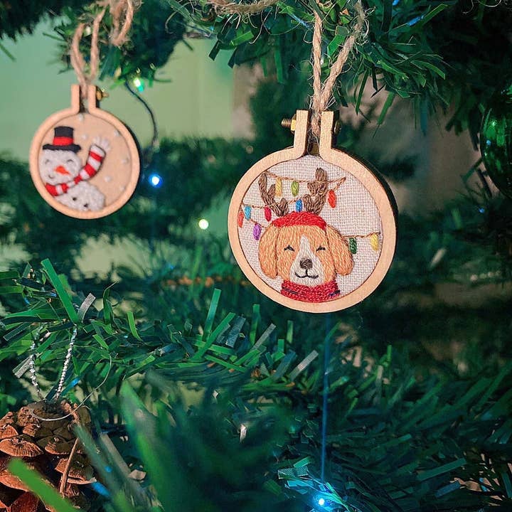 Quince Fables - Wholesale Ornament - Embroidered Christmas Ornaments With Wooden Frame 🪡6