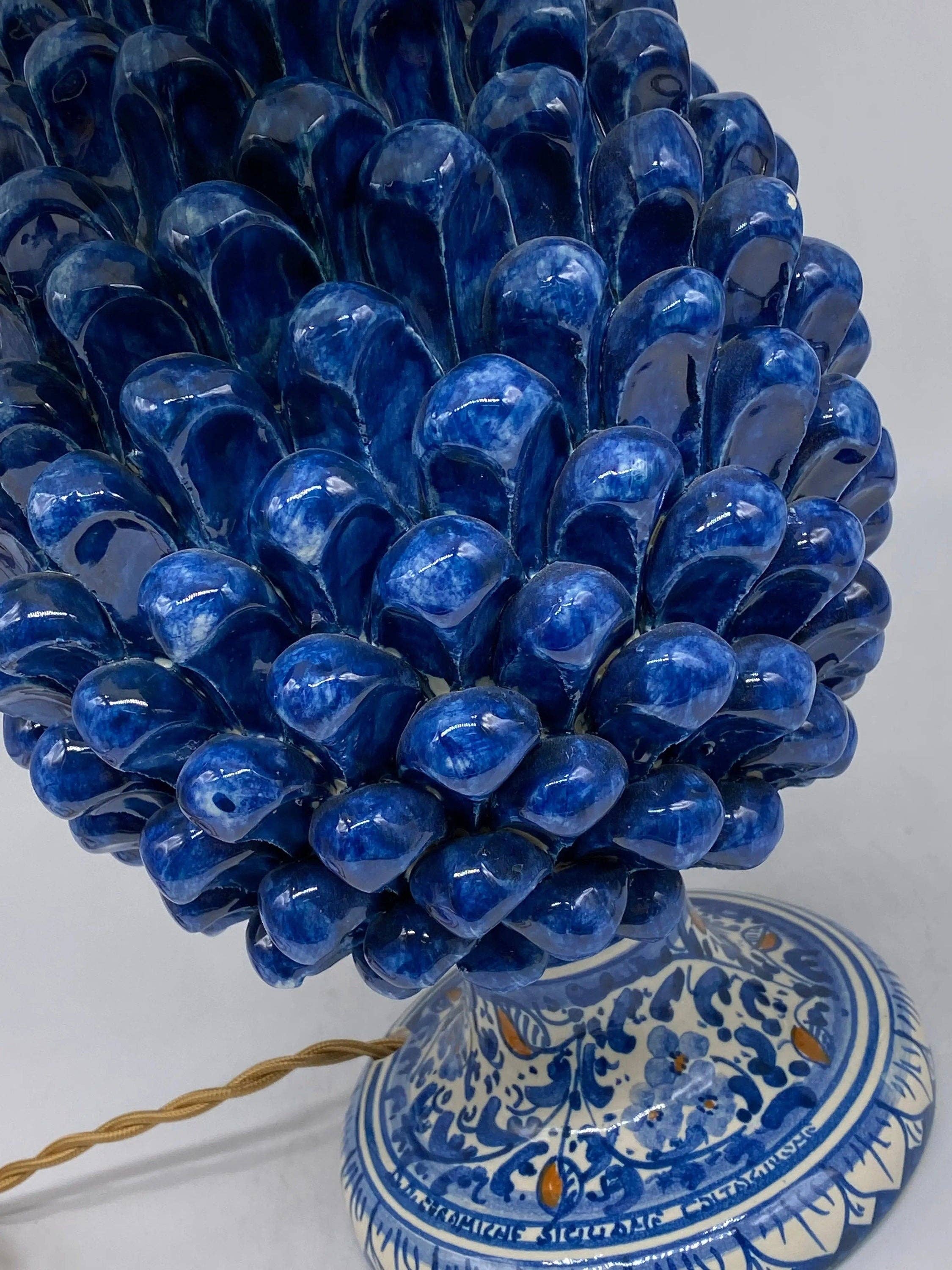 DD Ceramiche Siciliane - Wholesale Accent/Desk Lamp - Caltagirone Ceramic Pigna Lamp cm H.30 Handmade Antique Blue Decorated Base2