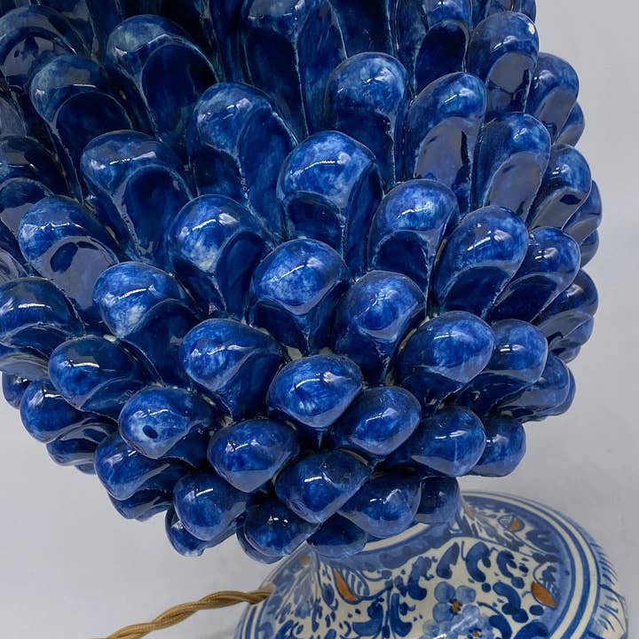 DD Ceramiche Siciliane - Wholesale Accent/Desk Lamp - Caltagirone Ceramic Pigna Lamp cm H.30 Handmade Antique Blue Decorated Base2