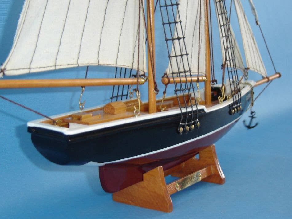 Hampton Nautical – Objeto de mesa decorativo por atacado – Decoração de veleiro modelo Bluenose 17"3