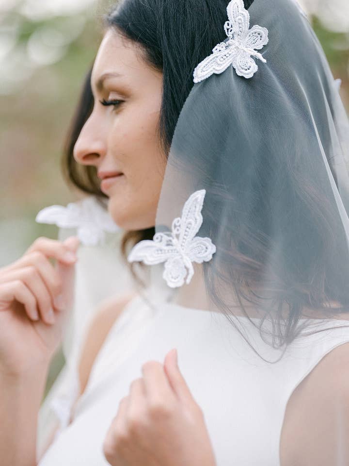 Velo de Novia de Encaje Papillion Mariposa para venta al por mayor de Miss Foxine Couture