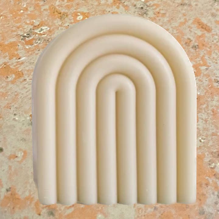 Candela Rainbow Pillar Soy per la vendita all'ingrosso da parte di Blissfull Living