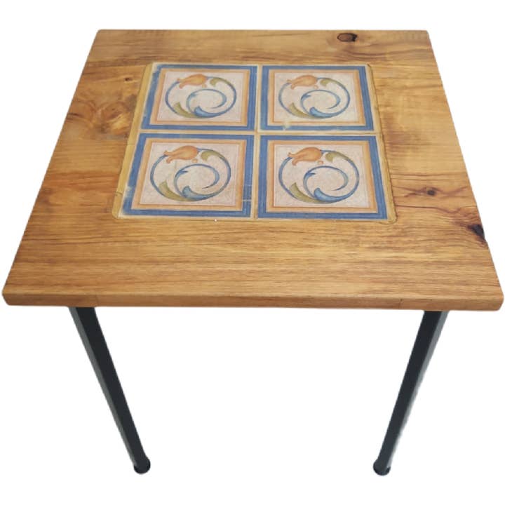 Vistula side table for wholesale by Las Barbacoas de Carmen