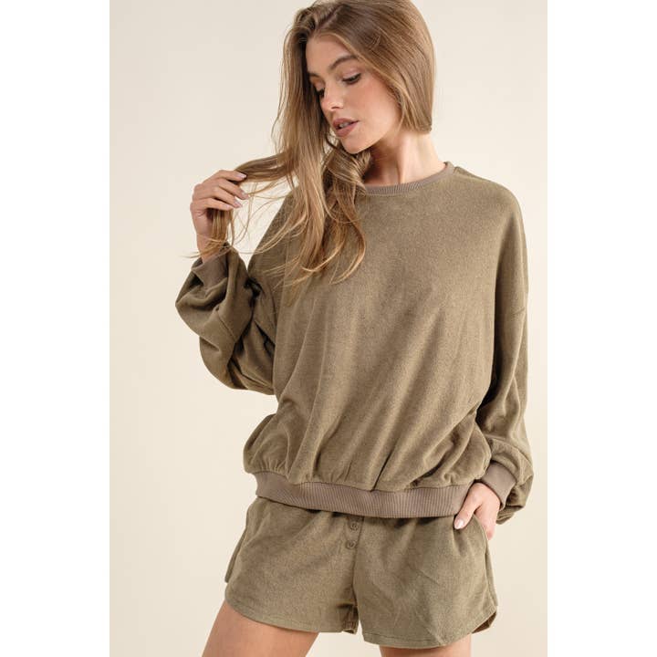 Sweet Generis – wholesale Lounge set – Women's – TOWEL FABRIC SWEATSHIRT AND SHORTS SET16