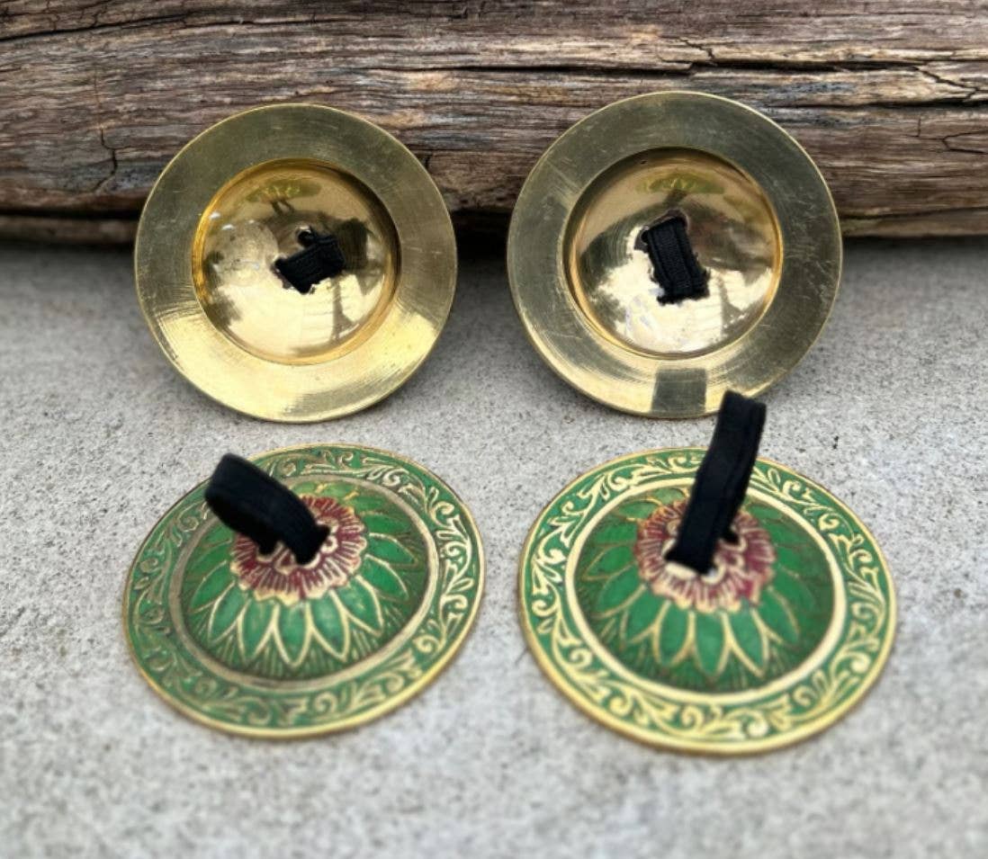 Lungta Imports - Vendita all'ingrosso Strumenti musicali - 2 paia di piatti da dito in ottone a forma di fiore di loto Zills per pancia 11