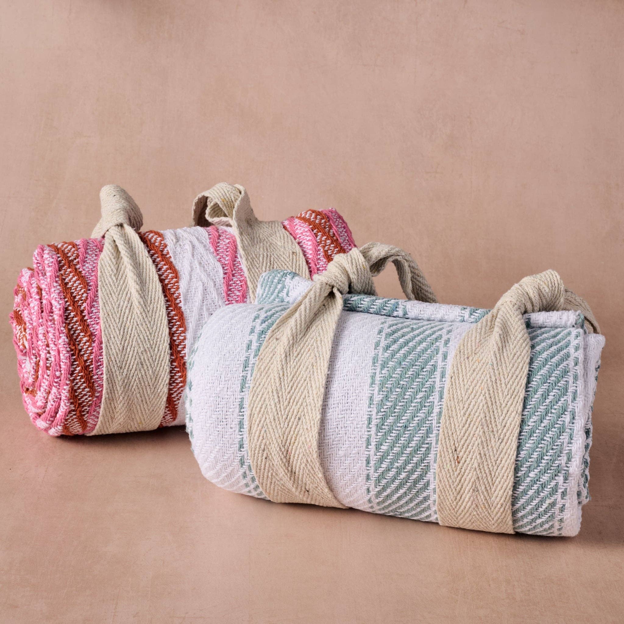 Ten Thousand Villages - Wholesale Picnic Blanket - Garmee Upcycled Cotton Beach Blanket - Blue3