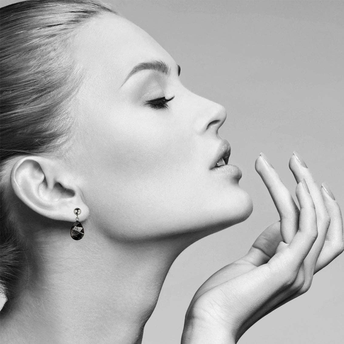 Mo Resin - Wholesale Dangle earrings - Aboriginal Dandle Drop Earrings Corinne Black&Silver -SD244W0