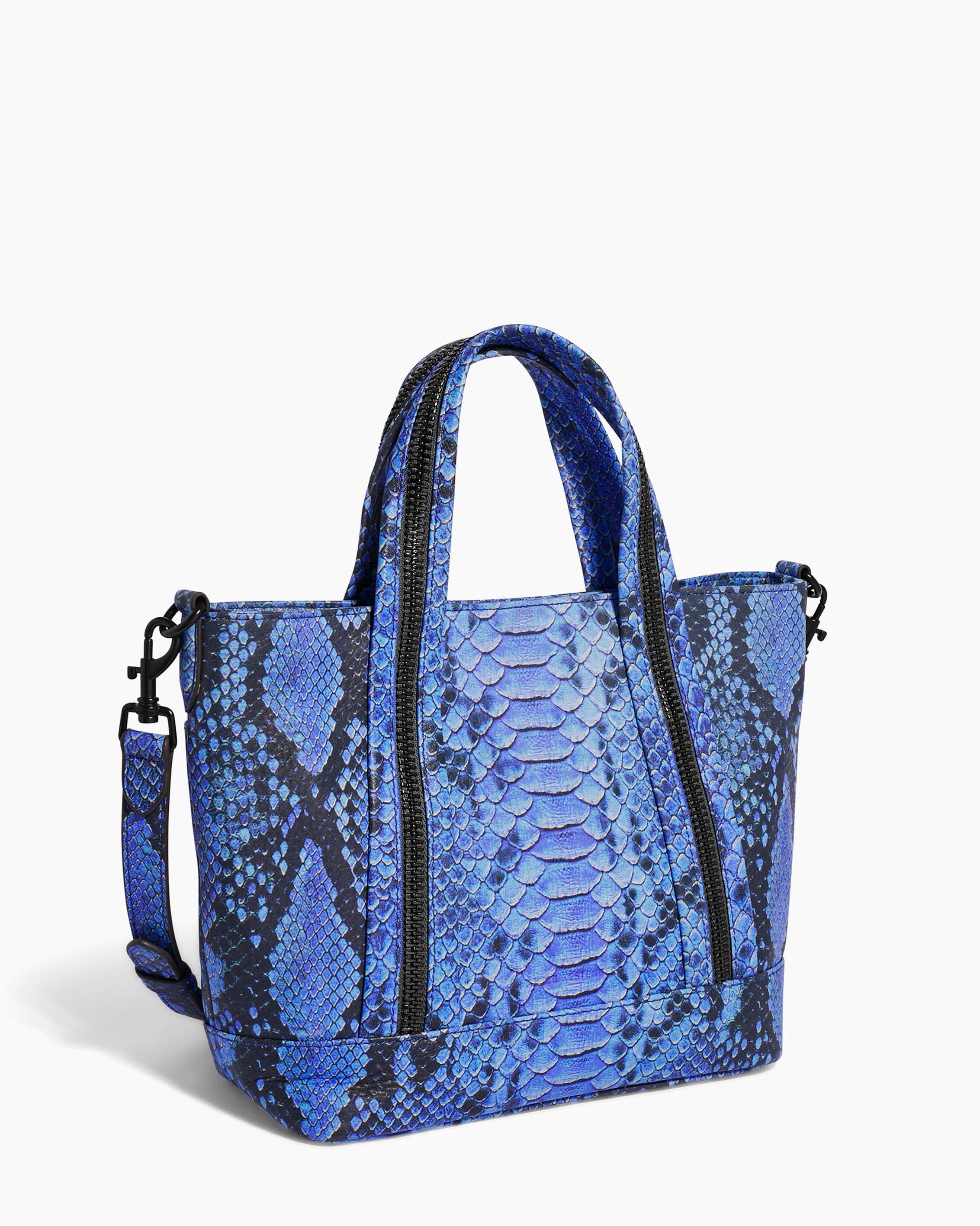 Blå Cobra Fånga mig om du kan konvertibel Satchel för wholesale på Faire2