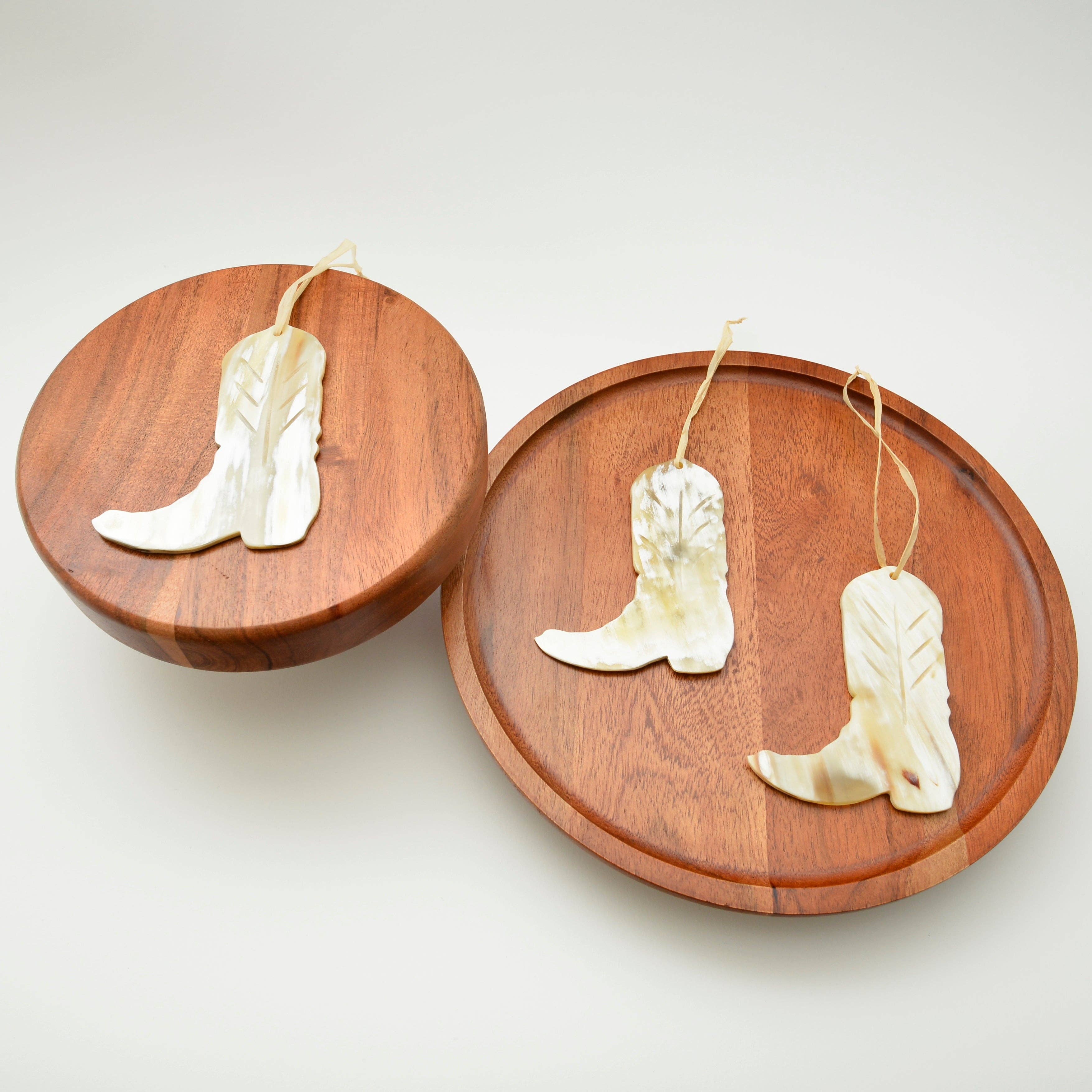 MAADILI COLLECTIVE – wholesale Ornament – Horn Cowgirl Boot Ornament1