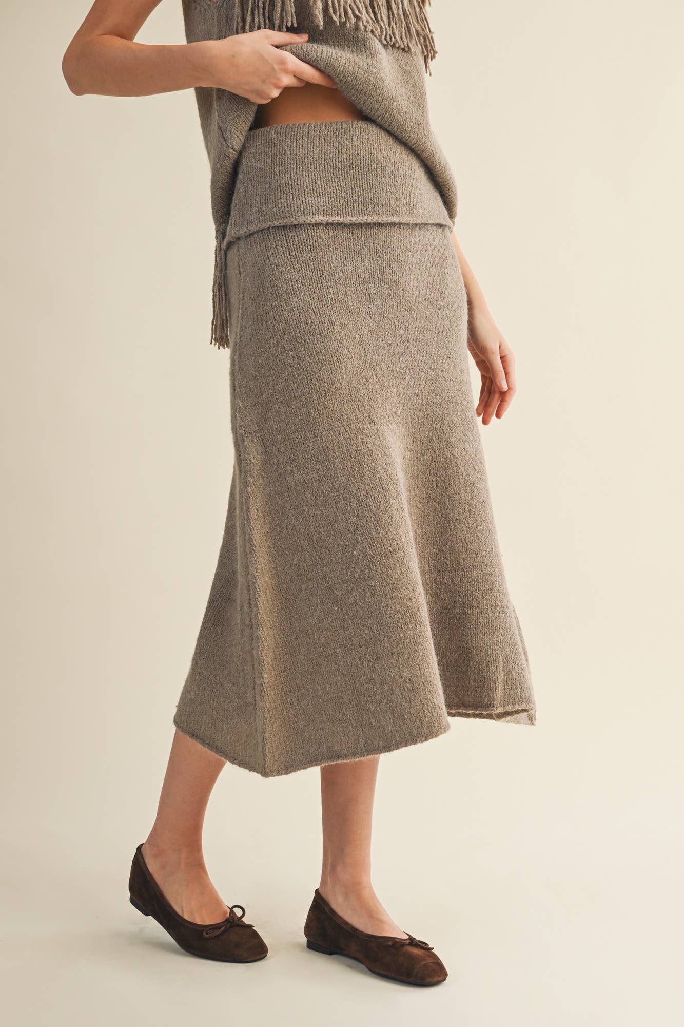 Mustard Seed - Vendita all'ingrosso Gonna - Donna - GONNA A TUBINO CON VOLANT PIEGATO1