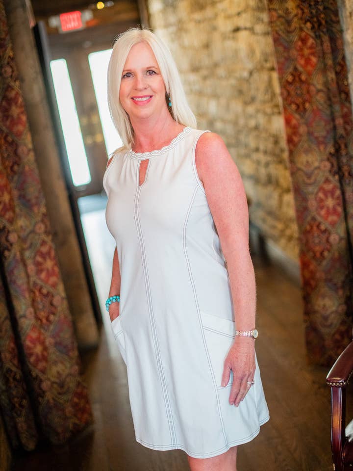 7850 - Carmen Denim Kjole for engroshandel hos Laura Hlavac