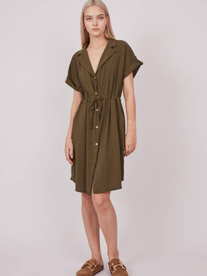 Robe-chemise à manches courtes pour la vente par Dioxide