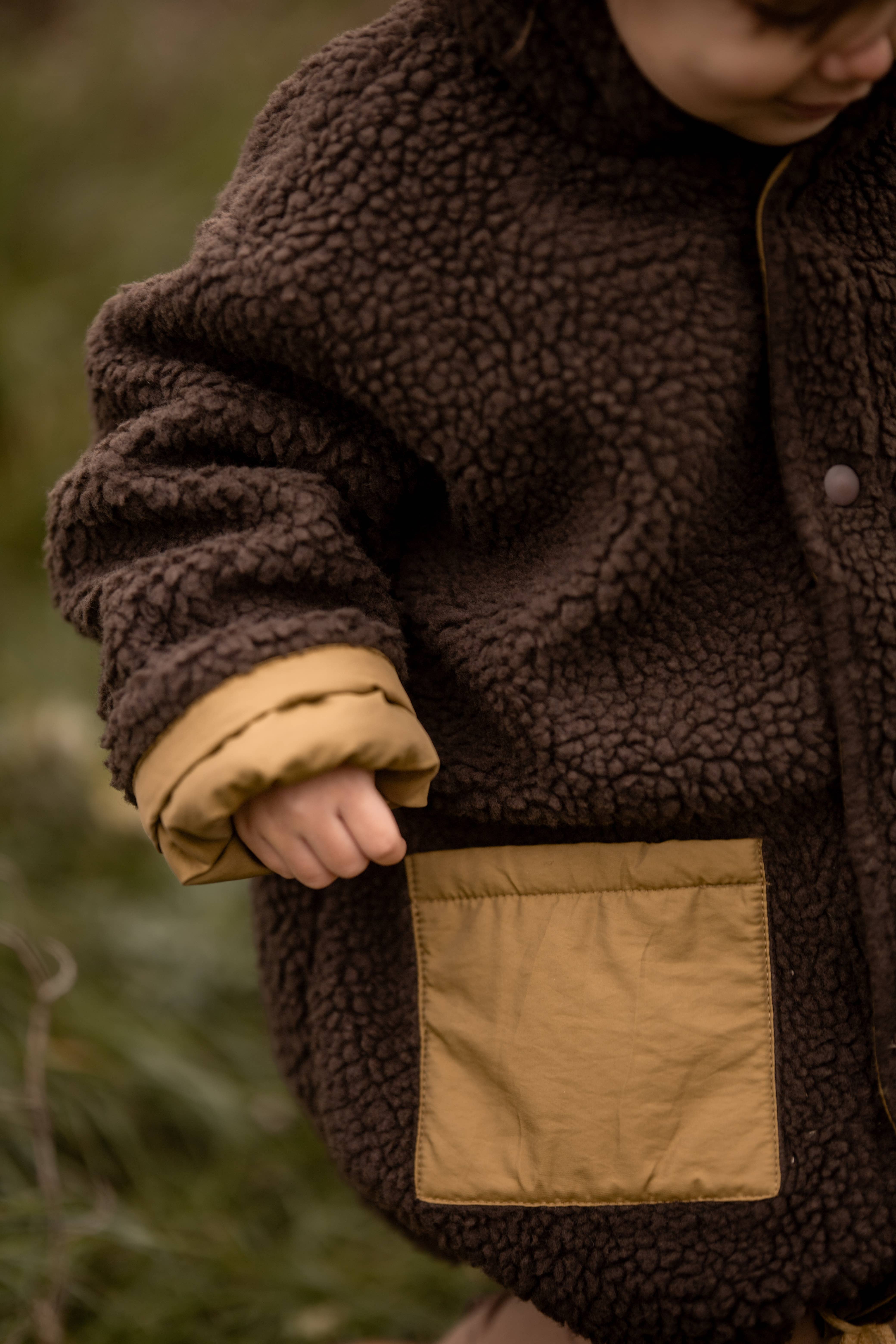 Annie & Charles – wholesale Jacka - Barn – Annie & Charles® JULEZ vändbar teddyjacka12