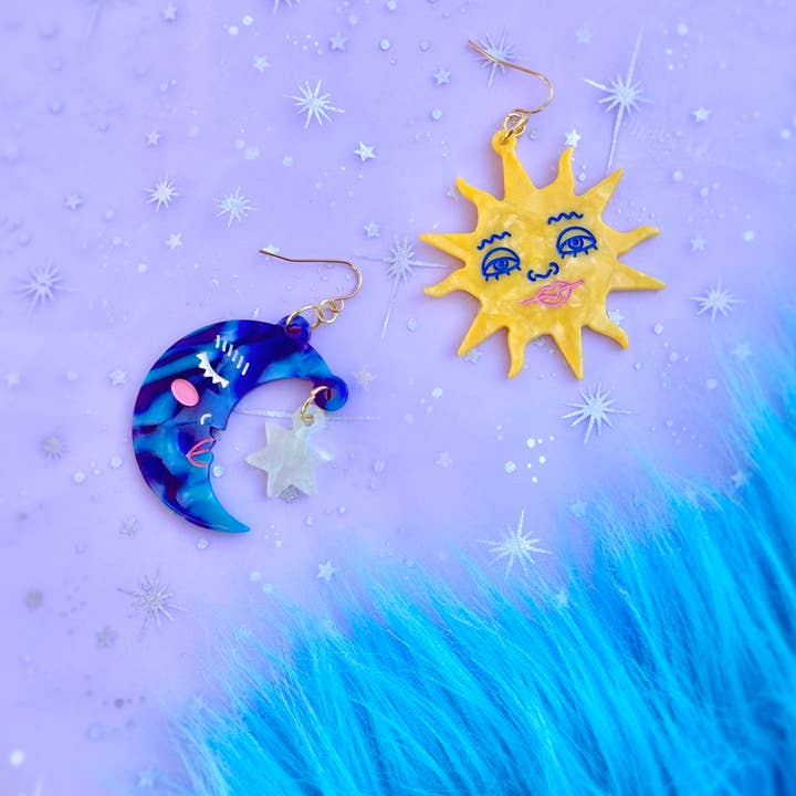 Peach Beast - Wholesale Dangle Earrings - Astro Earrings