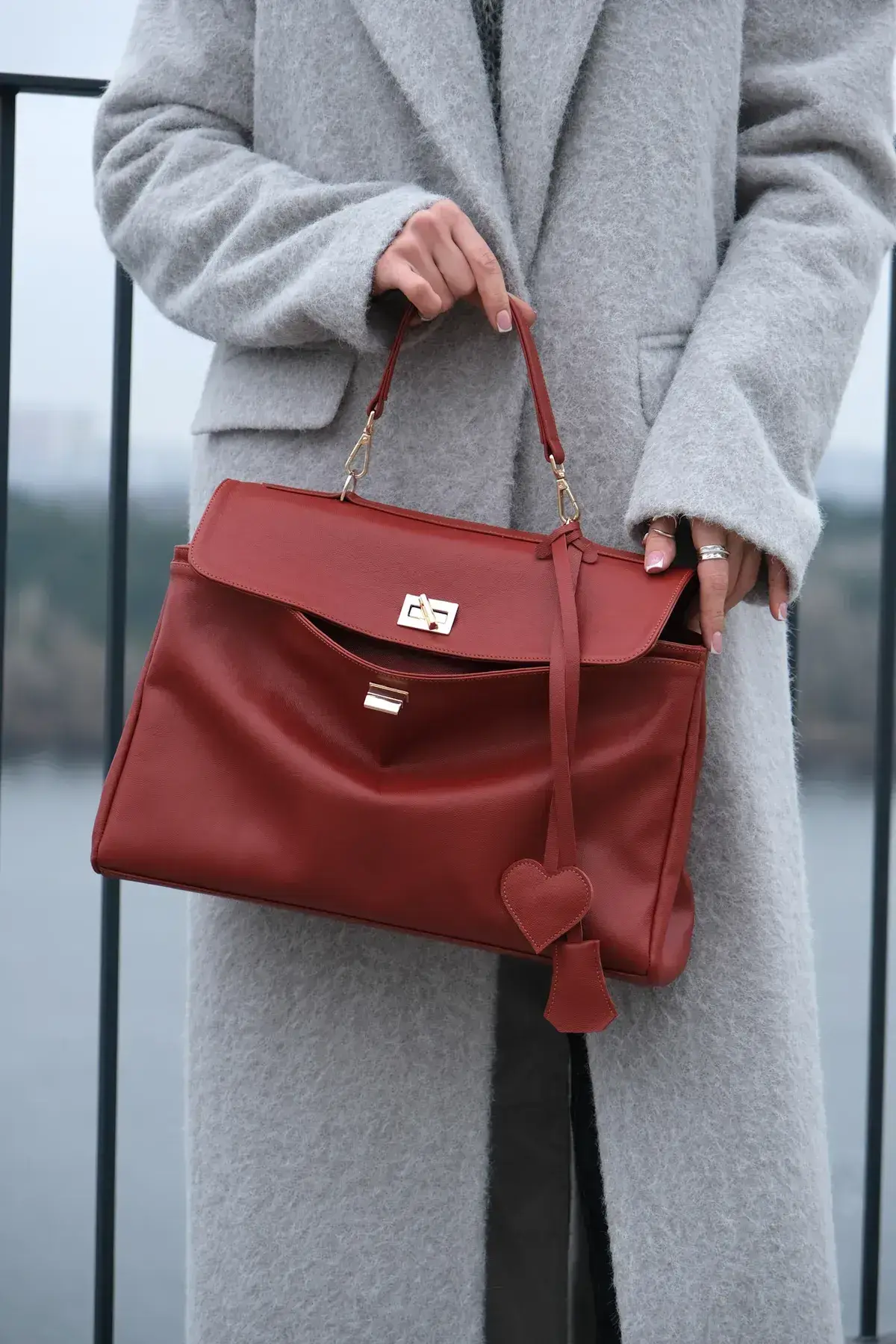 Nenya Fashion Limited – wholesale Shoulder bag – women's – VELORA'35 Bag9