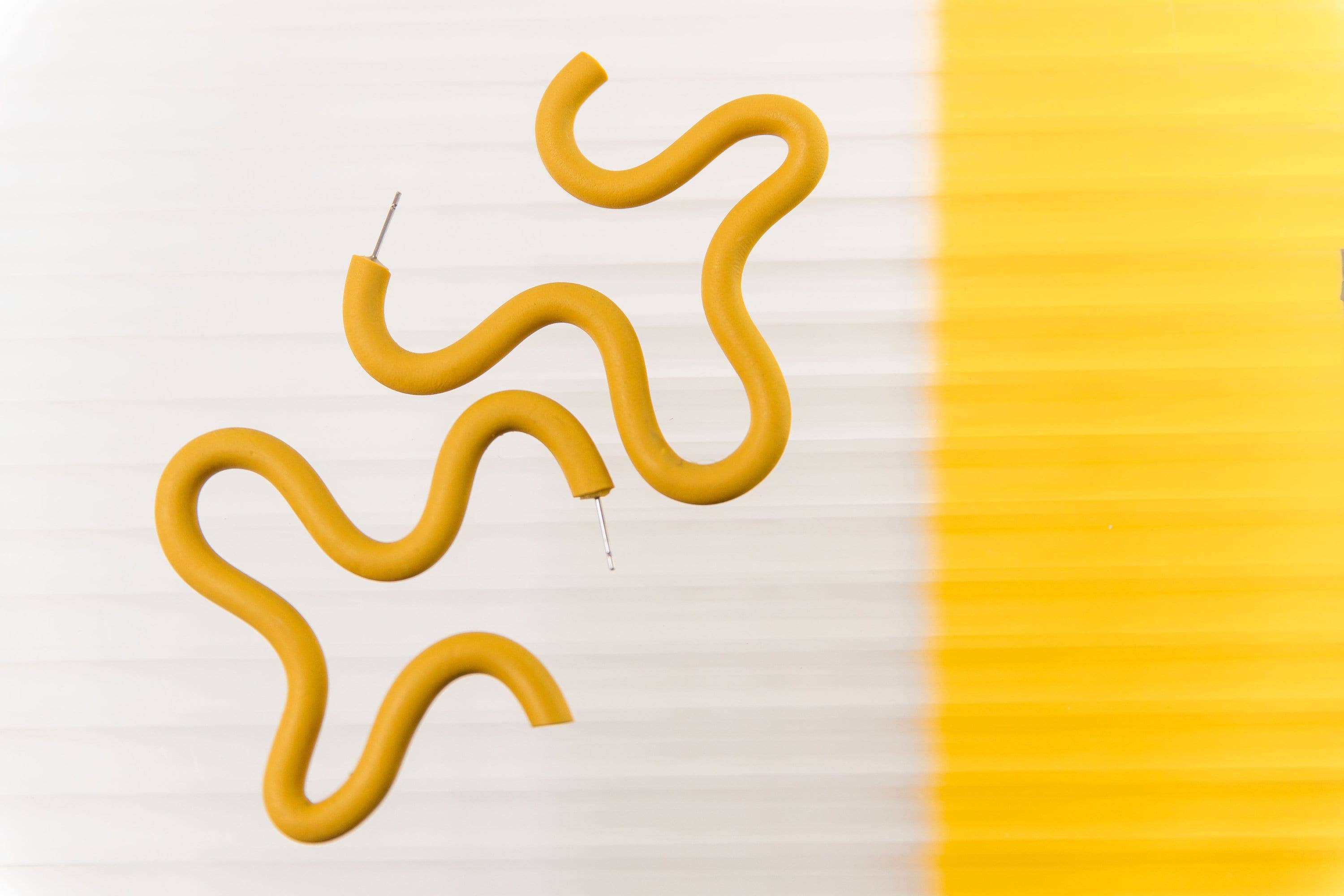 Mono - Wholesale Hoop Earrings - polymer clay squiggle earrings in 8 different colors. 6