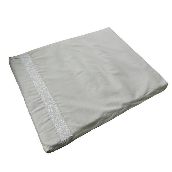 Tapis de méditation Zabuton - Chateau grey | Coton biologique pour la vente par Samarali