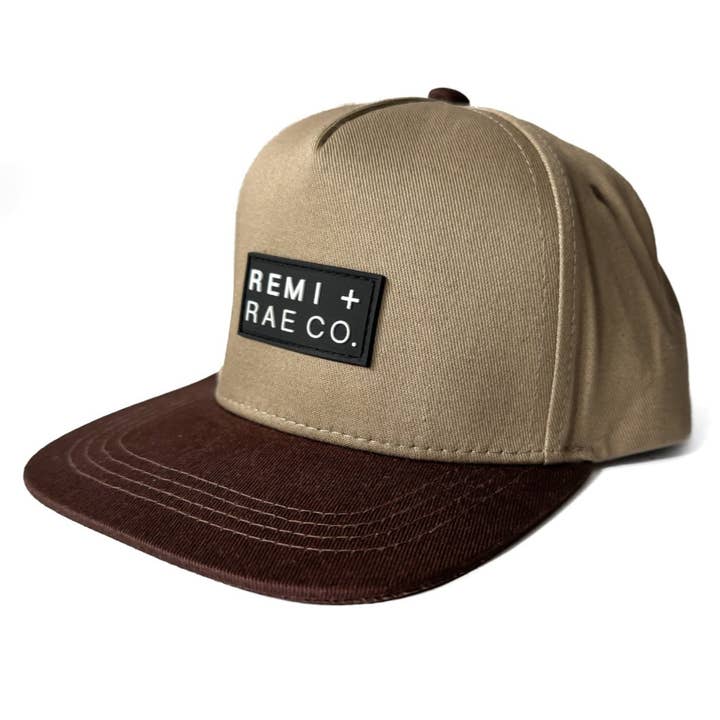 SNAPBACK - ACERO per la vendita all'ingrosso da parte di Remi + Rae Co.