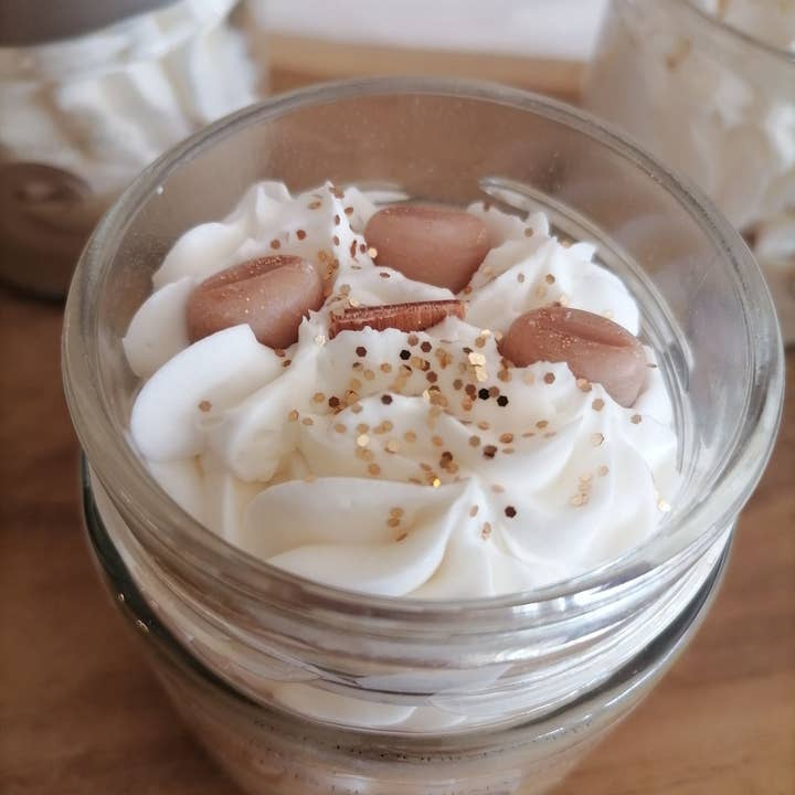 Rêves de gourmandises - Wholesale Jar/Filled Candle - Gourmet candle with wooden wick2