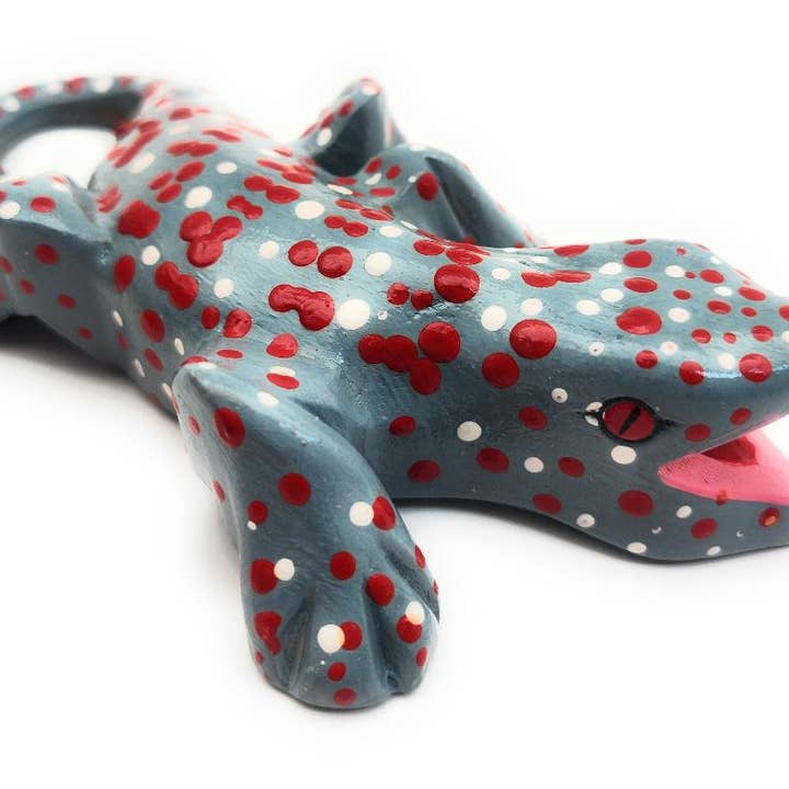 A Lost Art – wholesale Wood toy – Child – 6 Inch Tokay Gecko Sound6