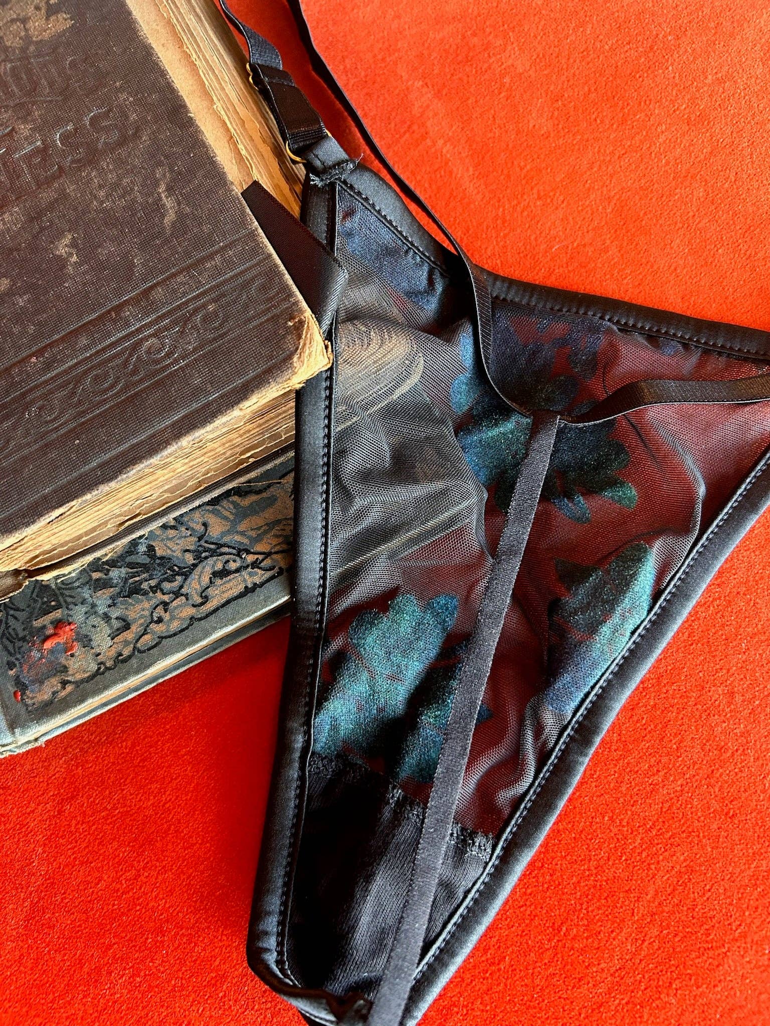 Kilo Brava - Wholesale Underwear - Women's - BURNOUT MESH G-STRING3