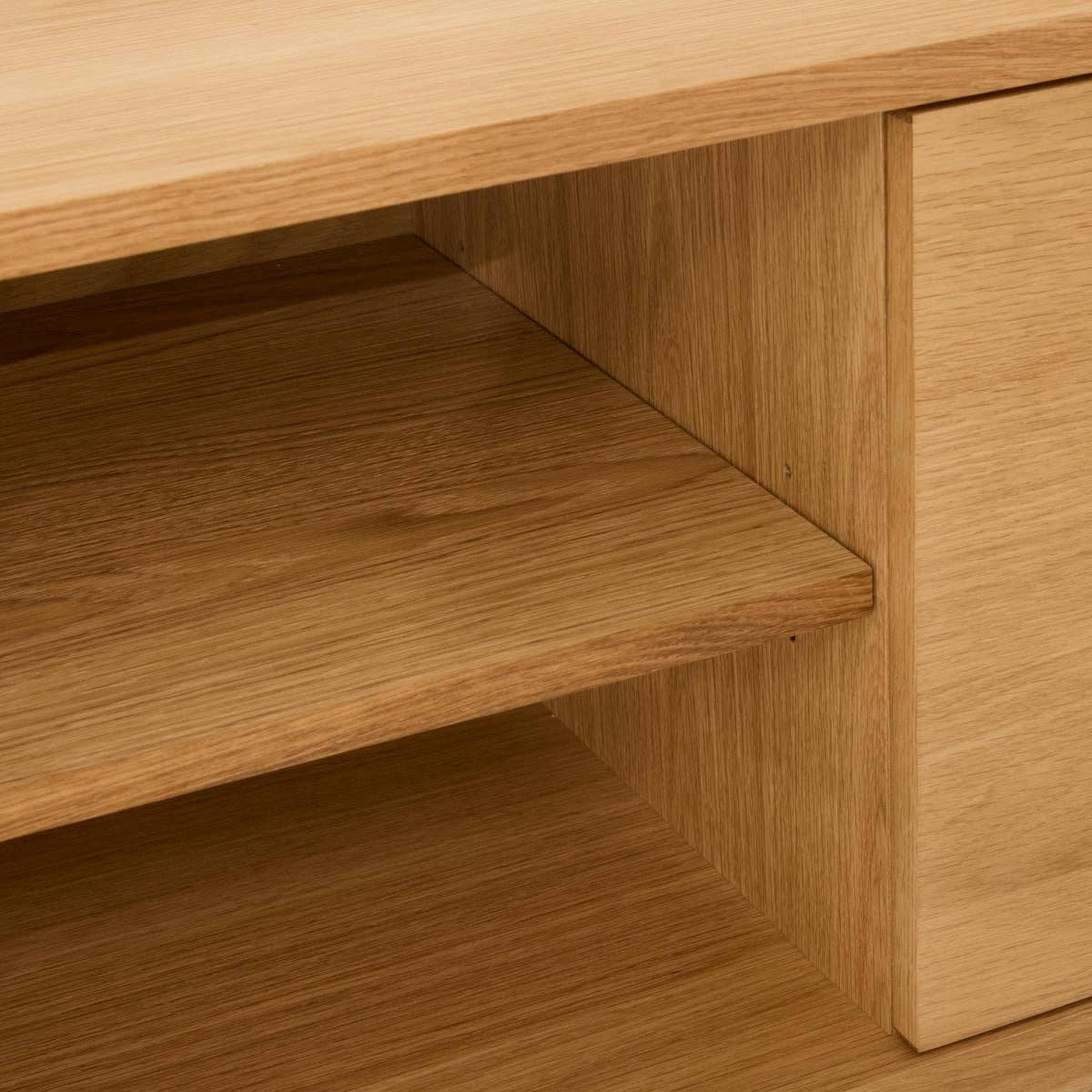 Furnhouse – wholesale Konsolbord – Nyborg TV-bänk med 2 dörrar i naturlig olja8