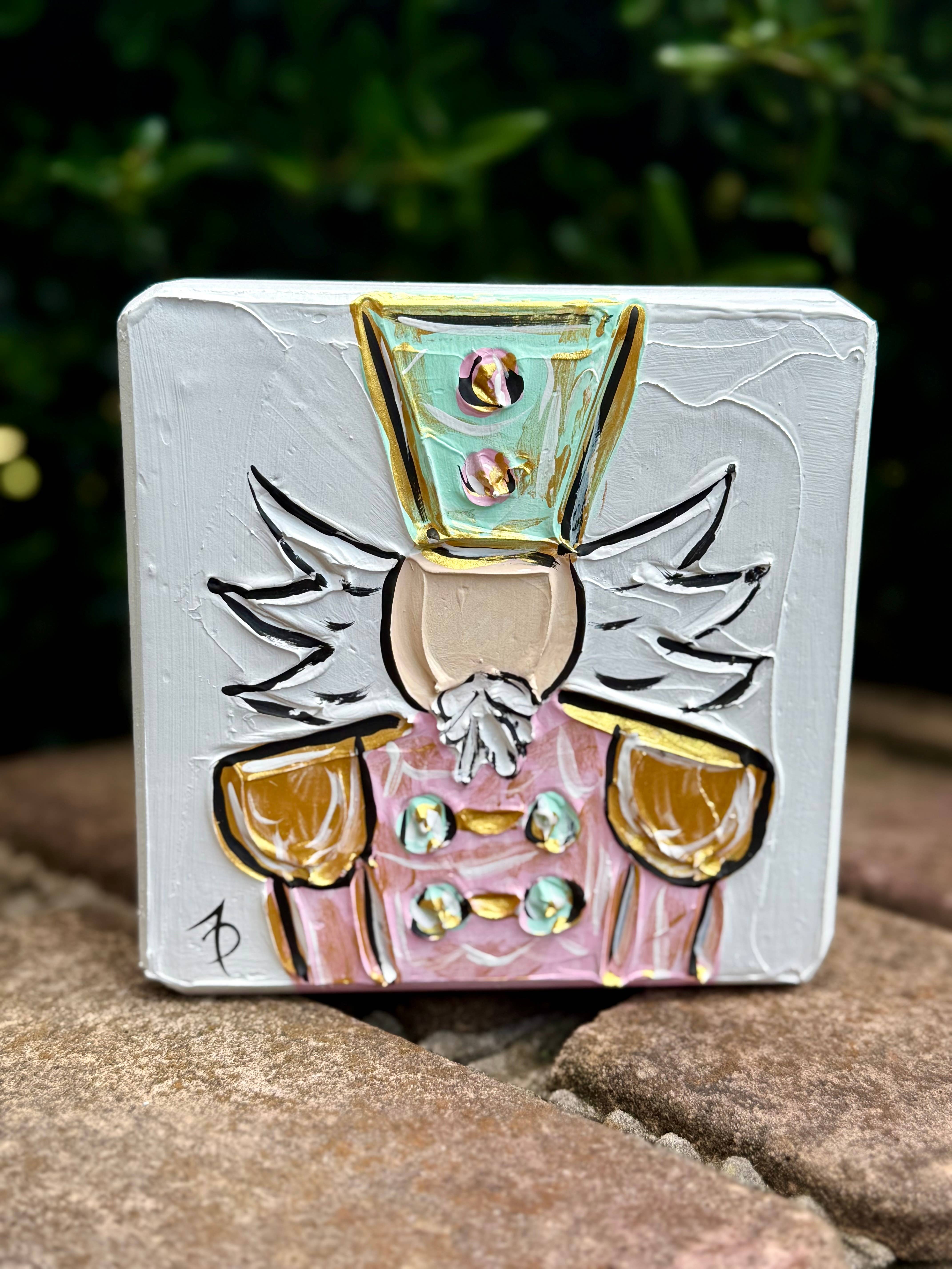 Framesaplenty - Wholesale Christmas Decoration - Textured Nutcracker Christmas tabletop decoration 4