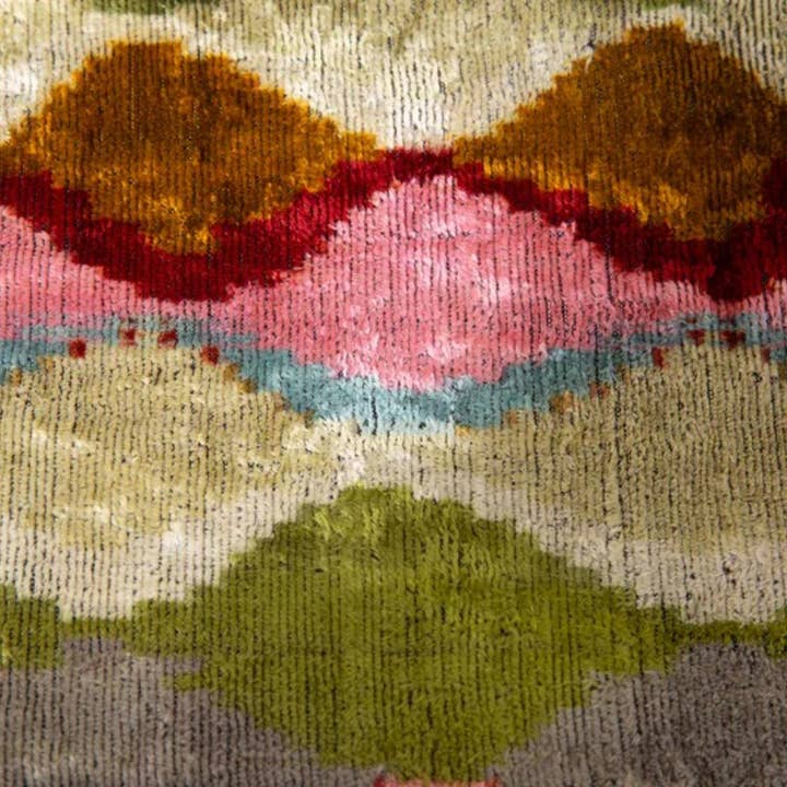 Canvello - Wholesale Throw/Decorative Pillow - Handmade Velvet Throw Pillow 16x24 Multicolor Scallop2