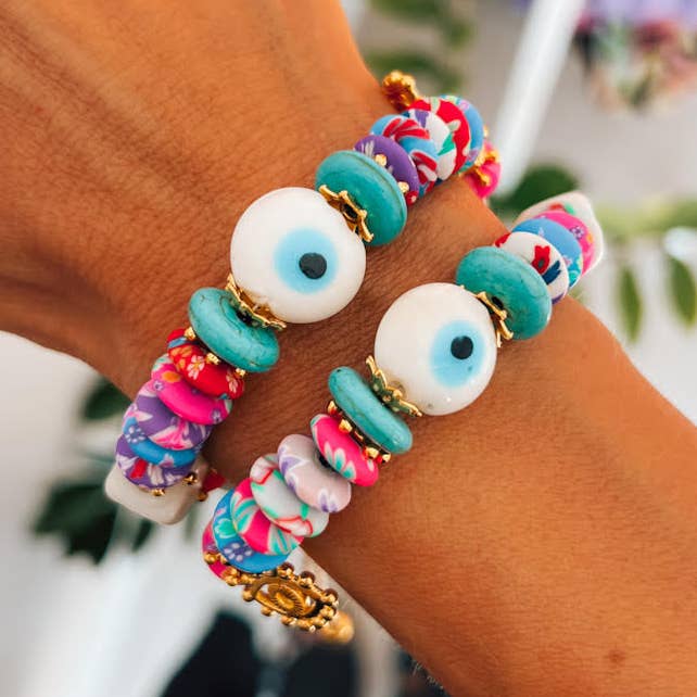 Goupi - Wholesale Beaded Bracelet - Multi colored eye bracelet with gold details3