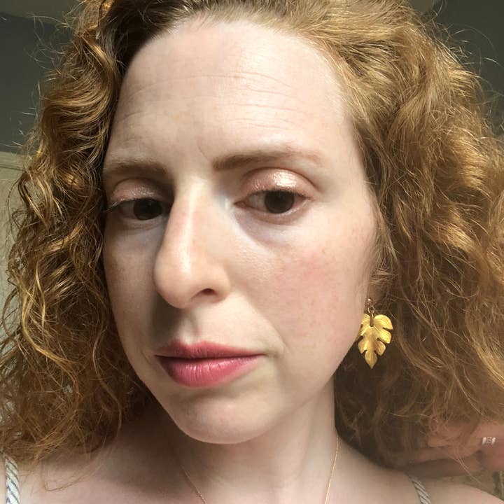 Orecchini Mini Ella per la vendita all'ingrosso da parte di Rust and Pearls