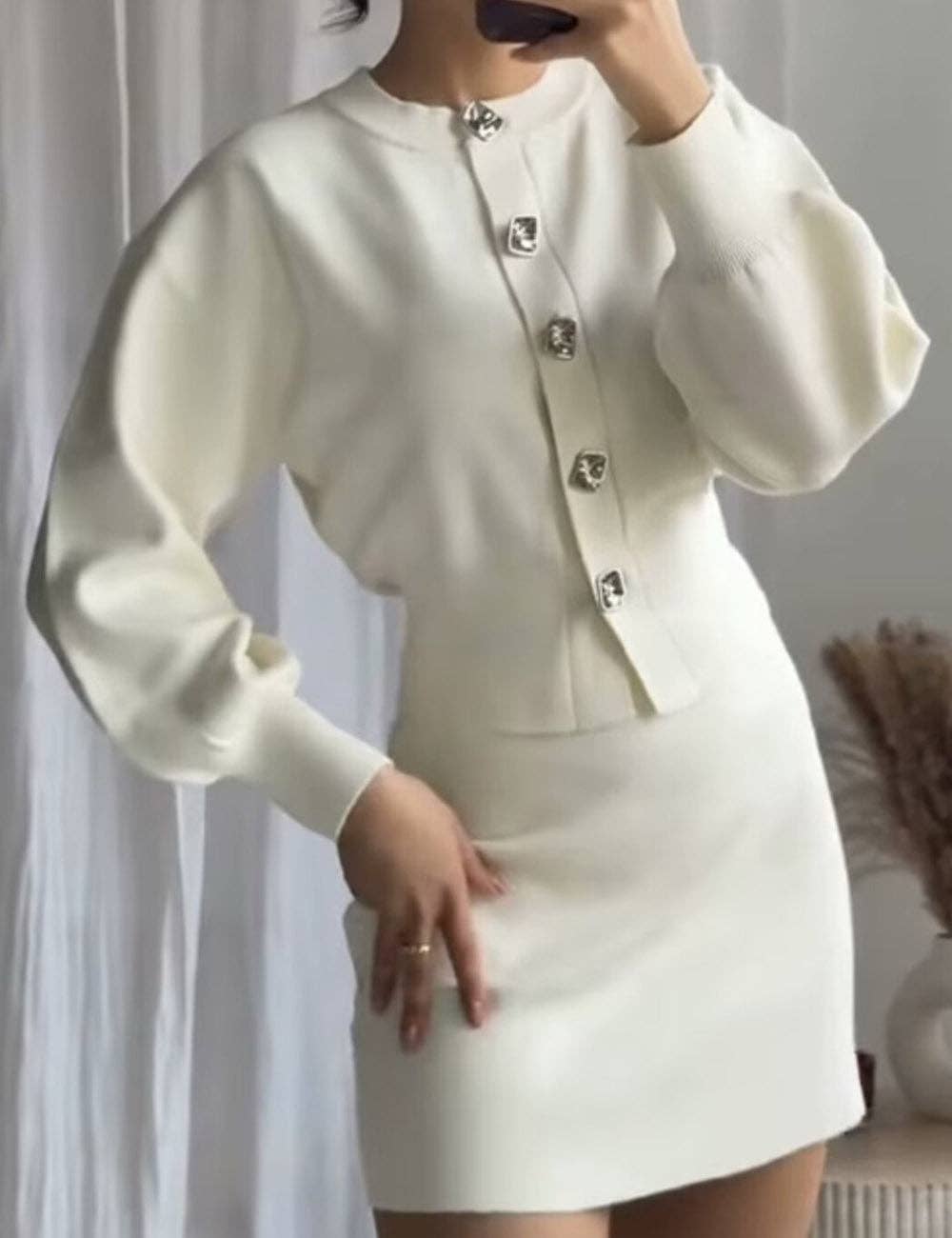 Beige 2-teilige Outfits Strick-Crop-Pullover Minirock-Set DP25F723 für den Großhandel auf Faire9