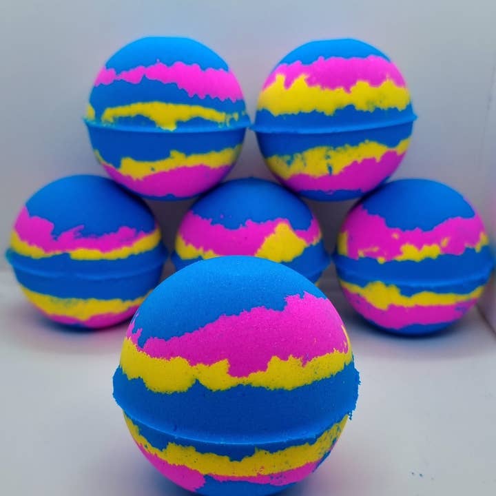 Glamfizz – wholesale Bath bomb/fizz – Blue Bubblegum Handmade Bath Bombs Fizzers