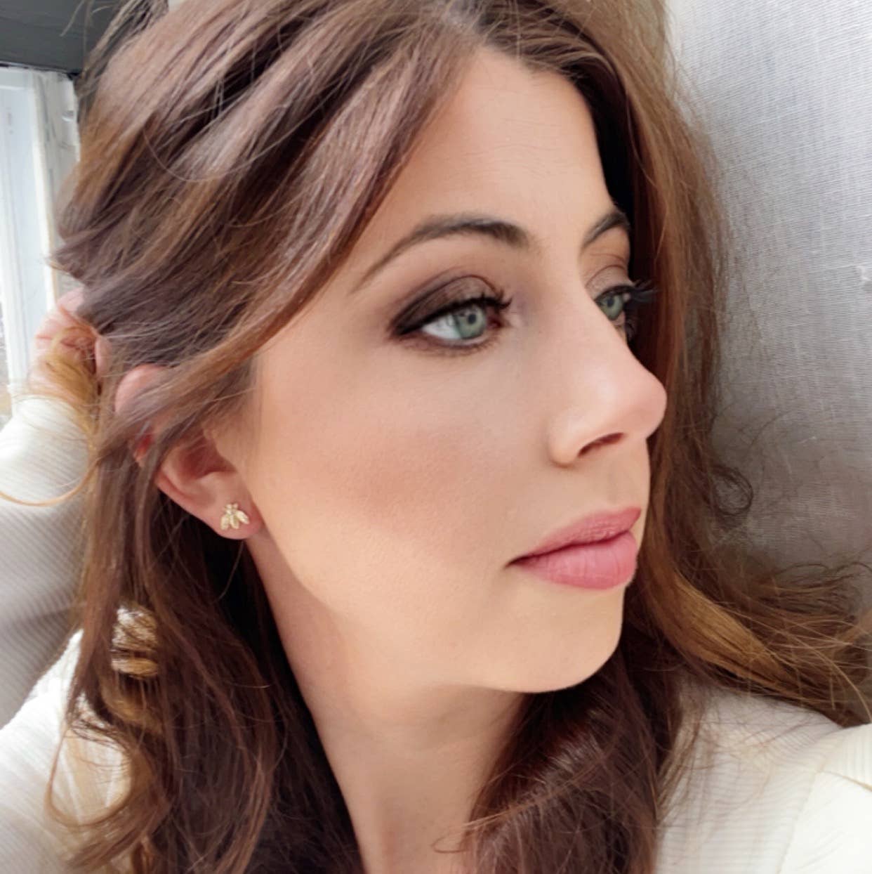 Wild Juniper - Wholesale Stud/Post Earrings - Gold Stud Earrings - Bees4