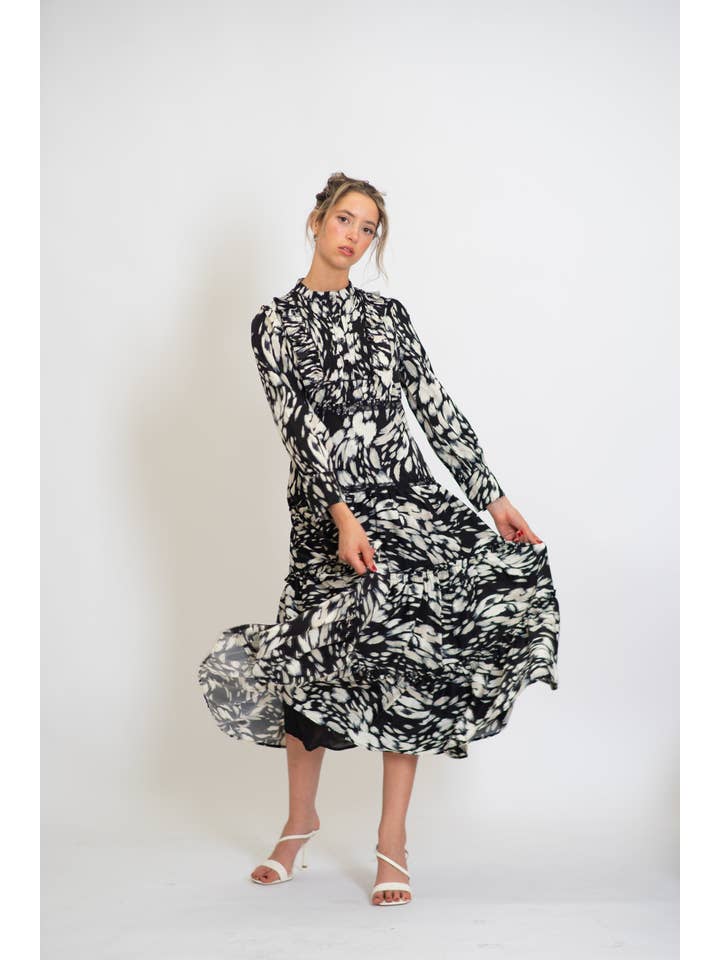 Miss Finch NYC – Engroshandel Kjole - Dame – Sort Orchid Tiered Nederdel Midikjole1