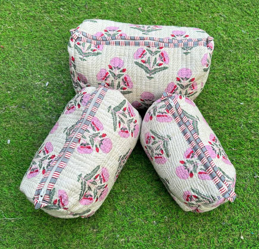 bhavnas boutique - Wholesale Makeup/Cosmetic Bag - White Cotton Quilted Bag Hand Block Printed Bag Women Bags 0