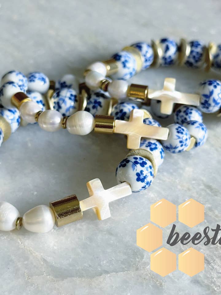 Chinoiserie Armband mit blauem Rosenkranz-Design für den Großhandel von BeeStill Design