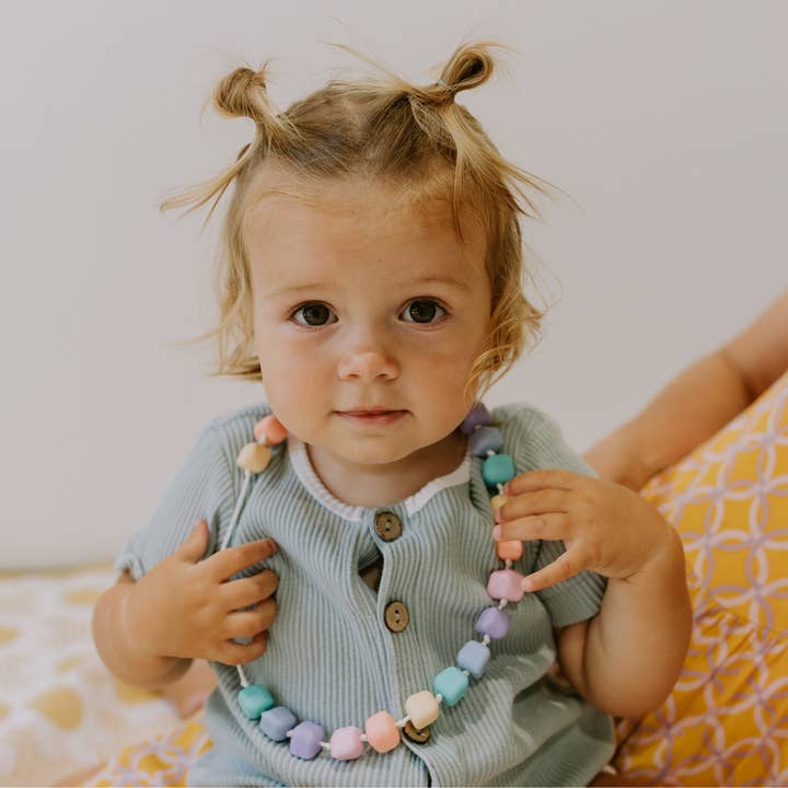 Jellystone Designs USA - Wholesale Kids Necklace - Kids - Princess and the Pea Necklace