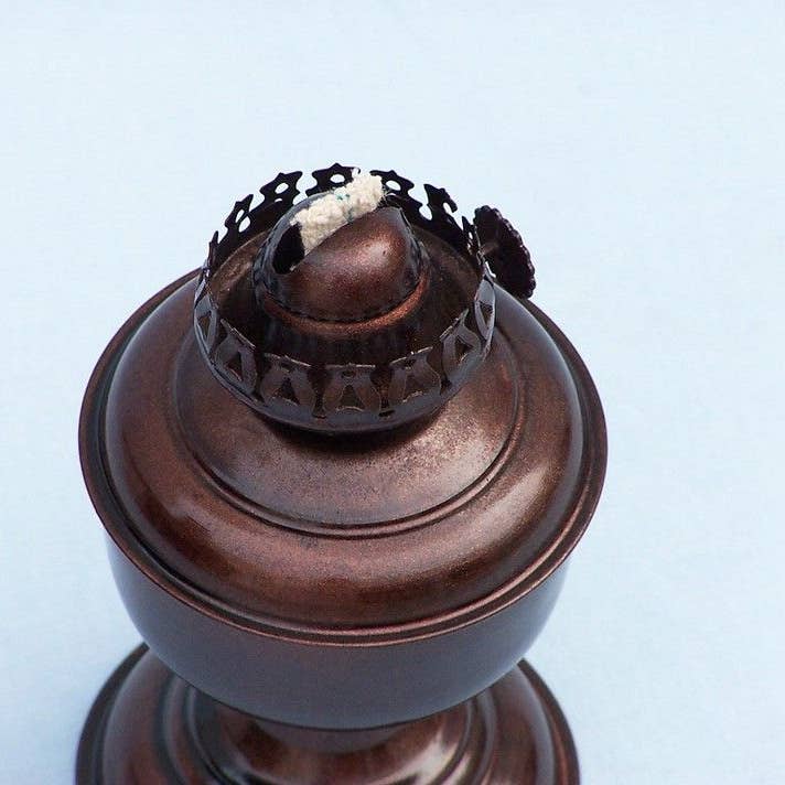 Hampton Nautical – Candeeiro de secretária/decorativo por atacado – Luminária de Mesa a Óleo em Cobre Antigo 25 cm1