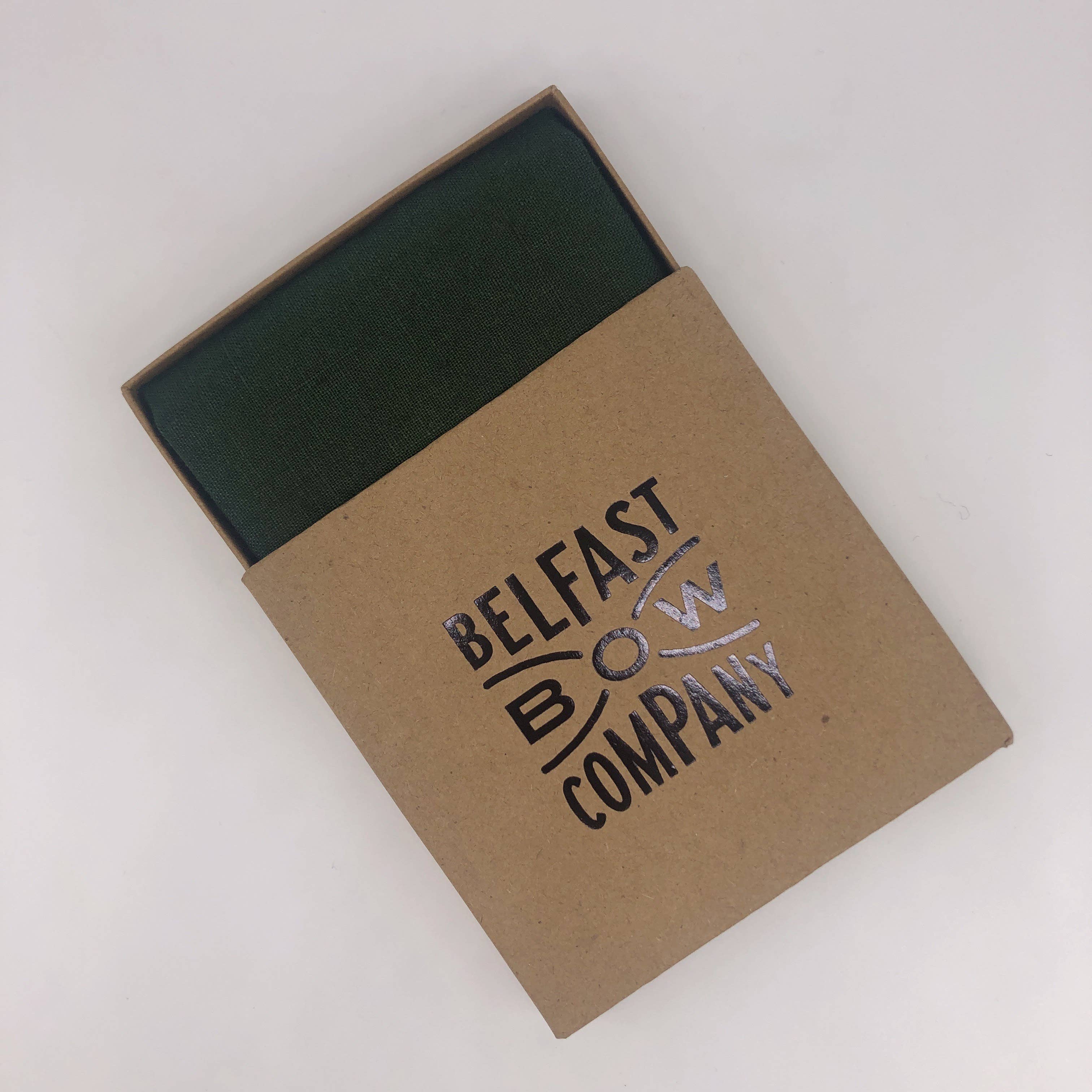 Belfast Bow Company - Venta al por mayor Pañuelo de bolsillo - Hombre - Plaza de bolsillo de lino irlandés en color verde Brunswick1